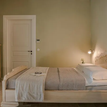 Βίλα Delightful Kefalonia 5 Bedrooms Panoramic Sea & Mountain Views