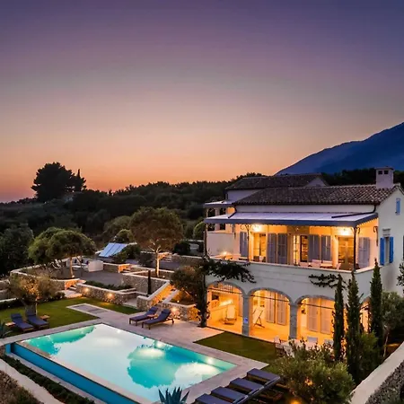 Delightful Kefalonia 5 Bedrooms Panoramic Sea Mountain Views Villa *