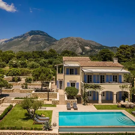 Villa Delightful Kefalonia 5 Bedrooms Panoramic Sea Mountain Views Atsoupades